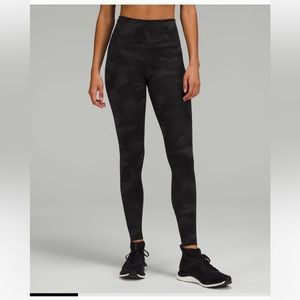 Wunder Train hi-rise tight 28"